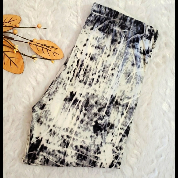Infinity Raine Pants - INFINITY RAINE•Abstract black gray white•OS•NWT•